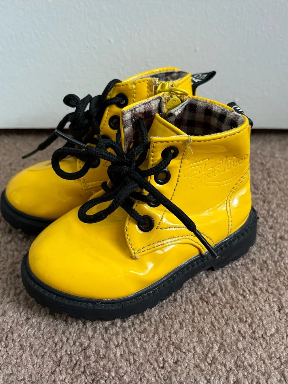 Yellow Unisex Kids Faux Leather Lace-Up Ankle Bootie w/ Side Zipper US 5.5